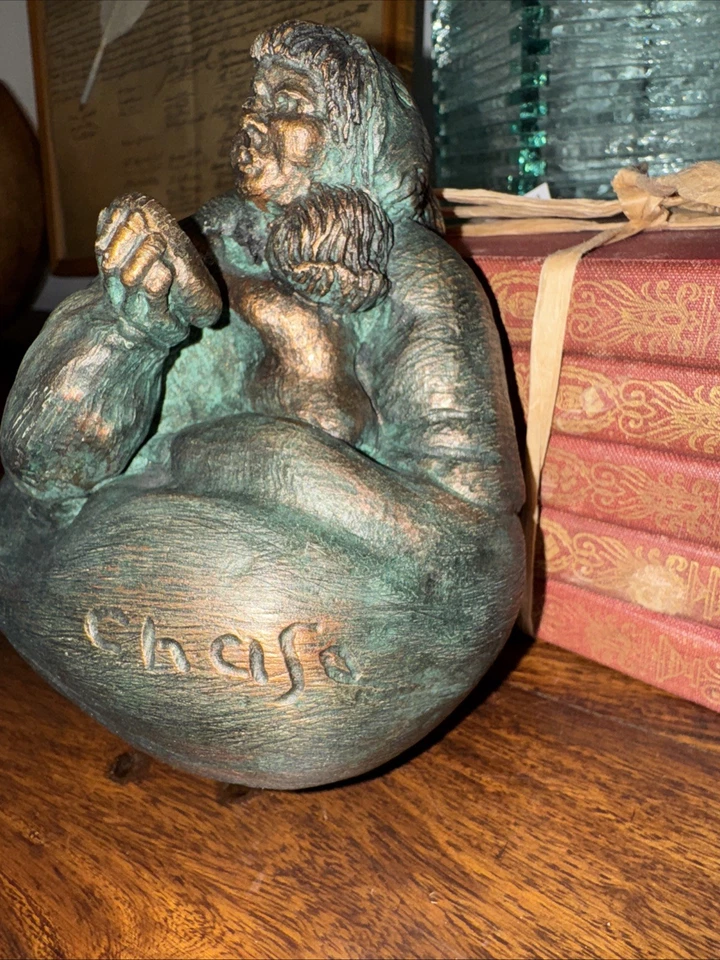 Escultura de metal bronce madre e hijo firmada persecución 9415 "it's Hot" Foto 4 de 4