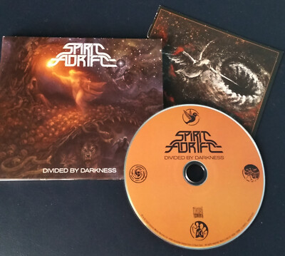 SPIRIT ADRIFT - Divided By Darkness. 2020 EU-Bonustrack-Edition.+TRACKING NUMBER