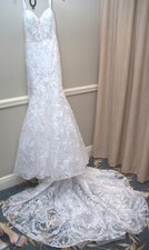 trumpet mermaid wedding dress