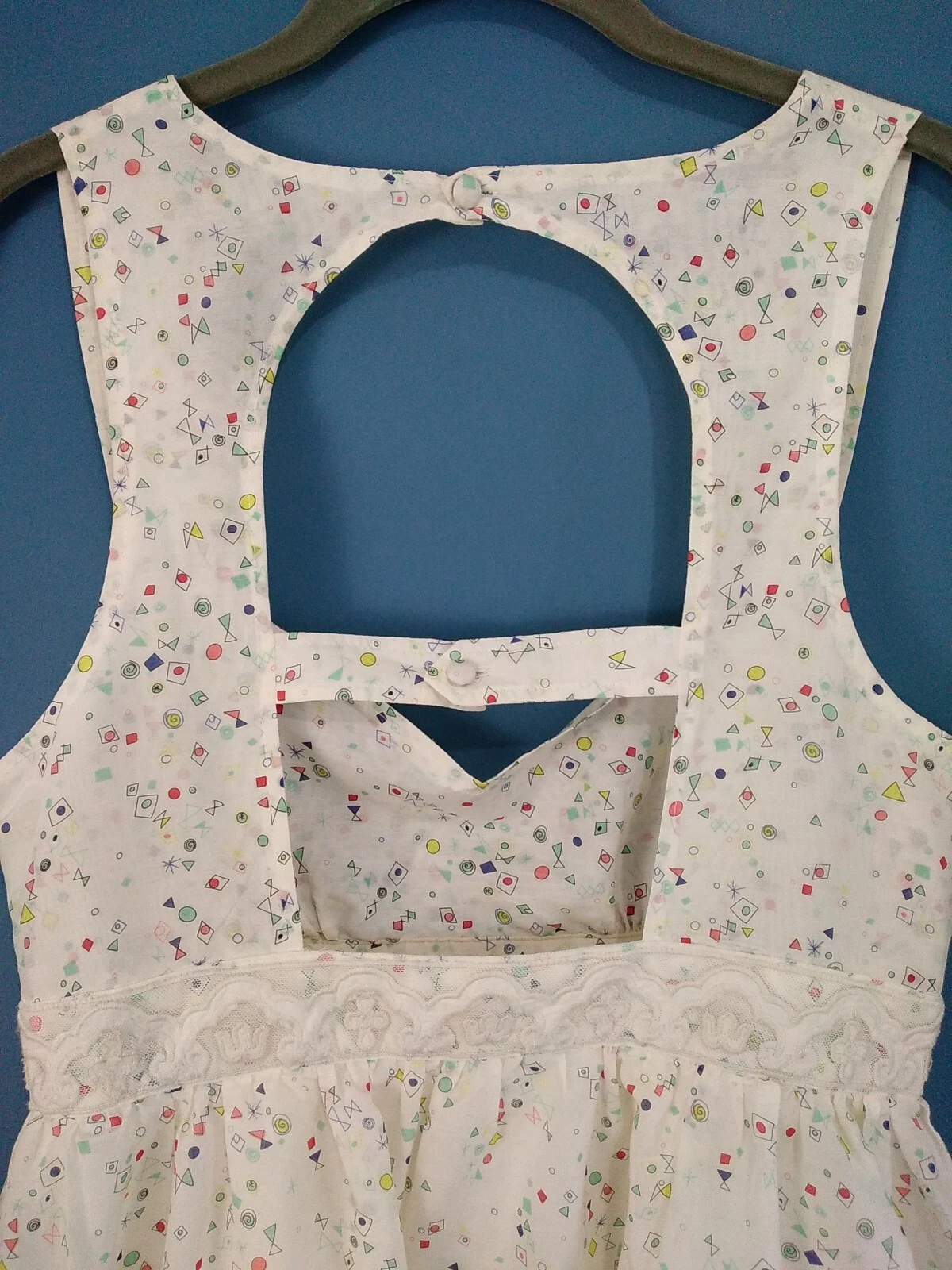 VALENTINO Abito boutique Forever 21 L Sweetheart tasche posteriori aperte crema geometrica sottile