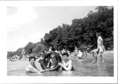 Fat Curvy BBW Women Swimming at the Lake Snapshot Americana 1950s Vintage Photo
