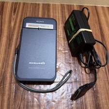 Sony Clie Palm PDA Handheld PEG-NZ90 FOR PARTS OR REPAIR