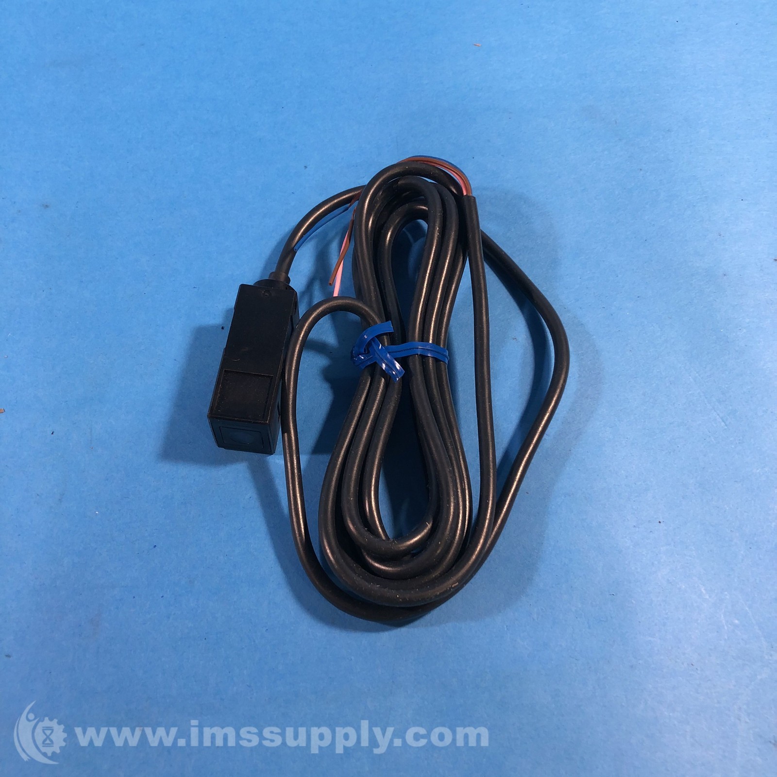 Omron E3S-2LE4 Photoelectric Sensor FNIP