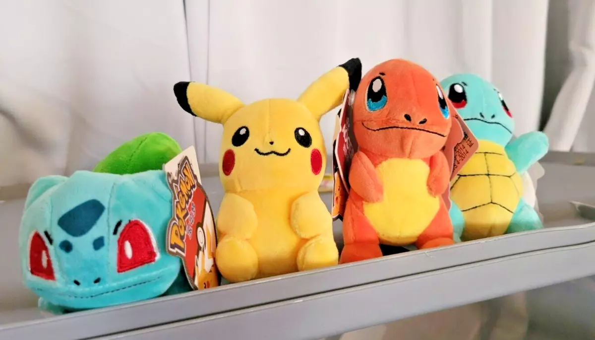 NEW Full Lot Pokemon Plush 4 Squirtle Bulbasaur Charmander Pikachu