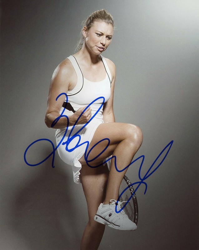 Vera Zvonareva AUTOGRAPH Tennis Signed 8x10 Photo B