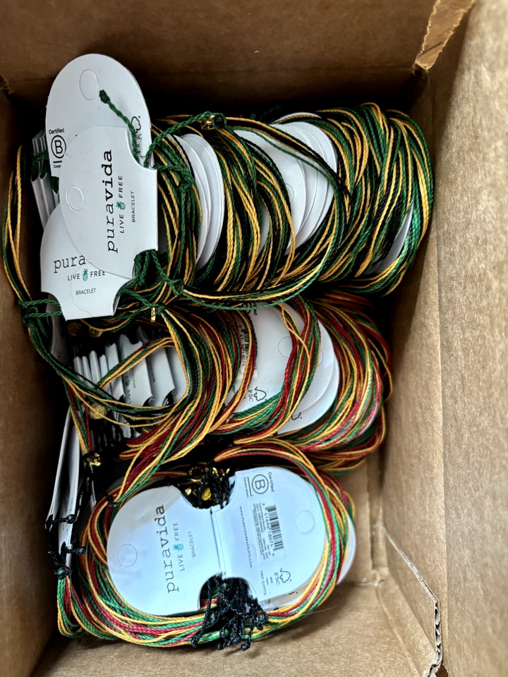 Браслет pura vida поддержка Ямайка черный зеленый и золотой - Изображение 3 из 3