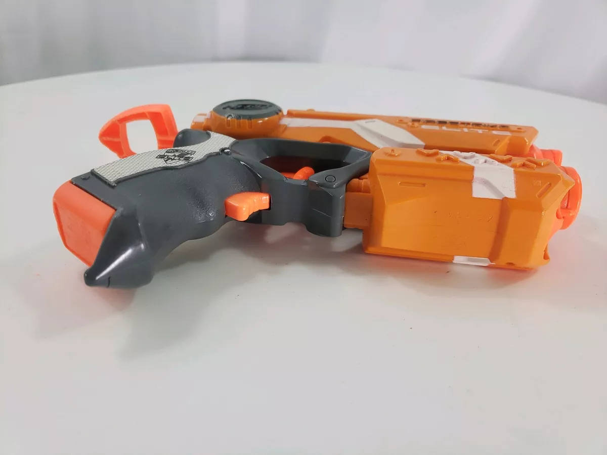 Lança Dardo Nerf N-Strike Elite Firestrike Hasbro - Laranja