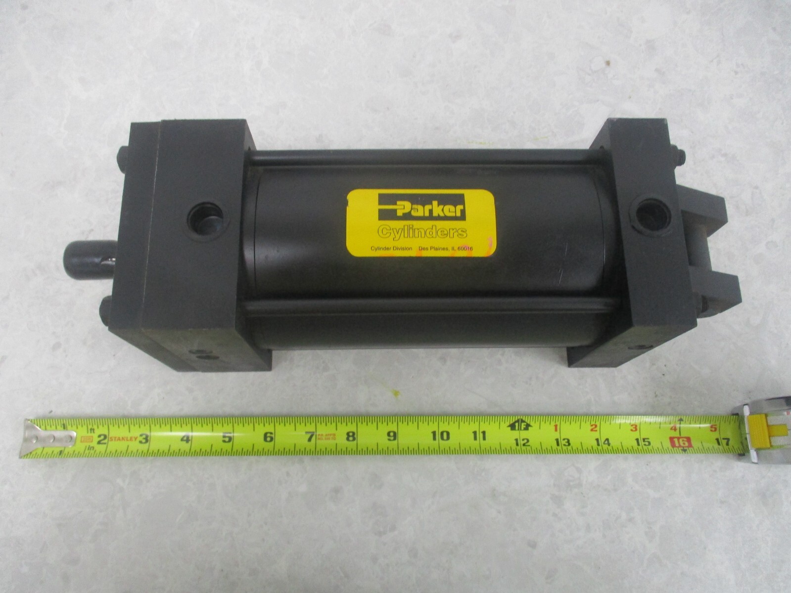 PARKER 04.00 CBB-2AU14MC 6.300 AIR CYLINDER, 4" BORE, 6.300" STROKE, U0122