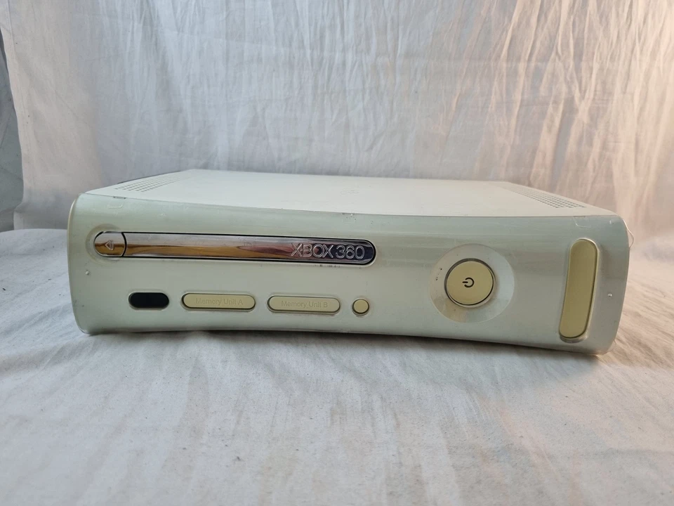Microsoft Xbox 360 Console - RARE with NXE dashboard Read - Image 3 of 4