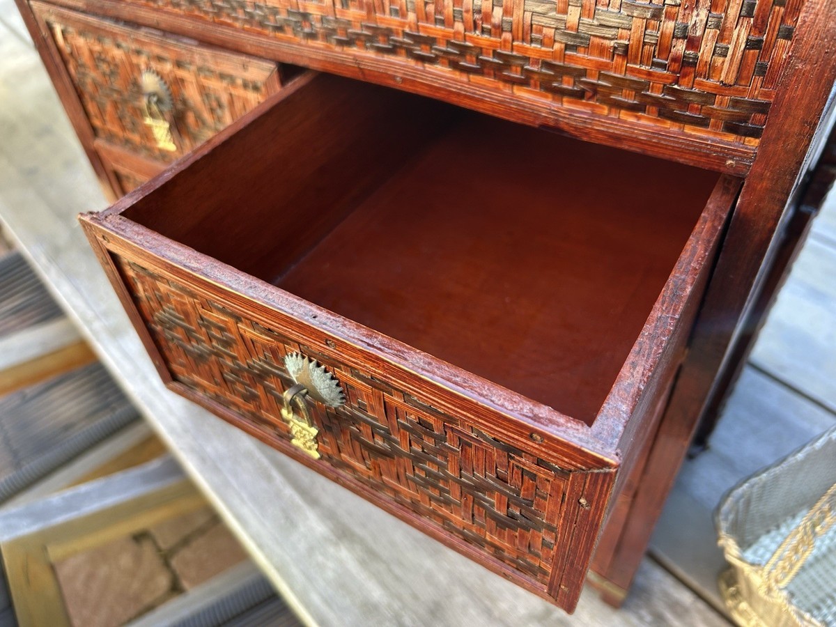 Vintage Chinese Woven Rosewood Rattan Portable Wedding Side Chest