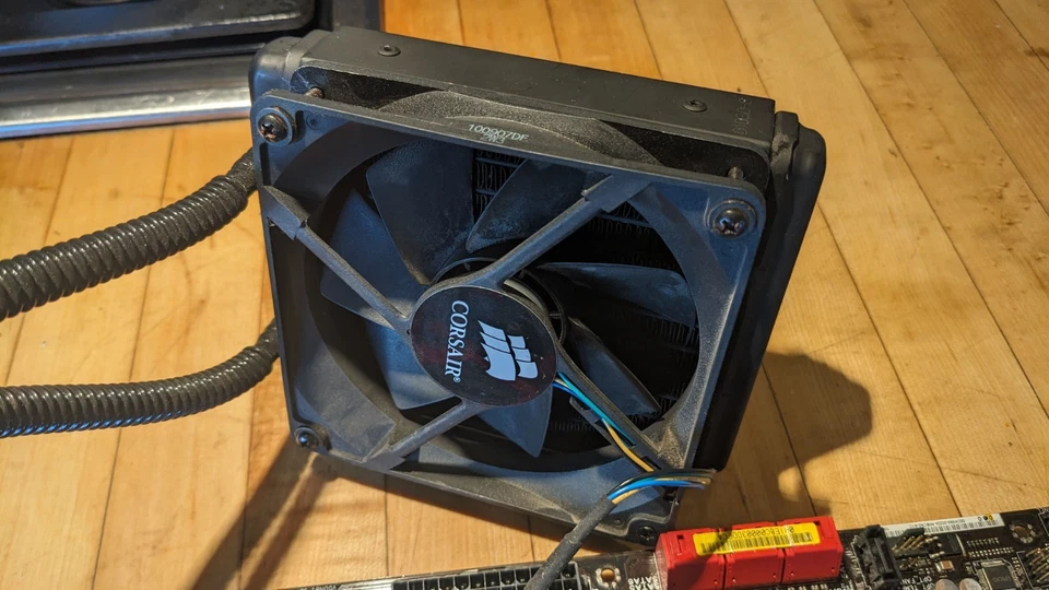 Asus ROG Crosshair IV Formula w/AMD Phenom II 1090T 6-core CPU - Image 3 of 4