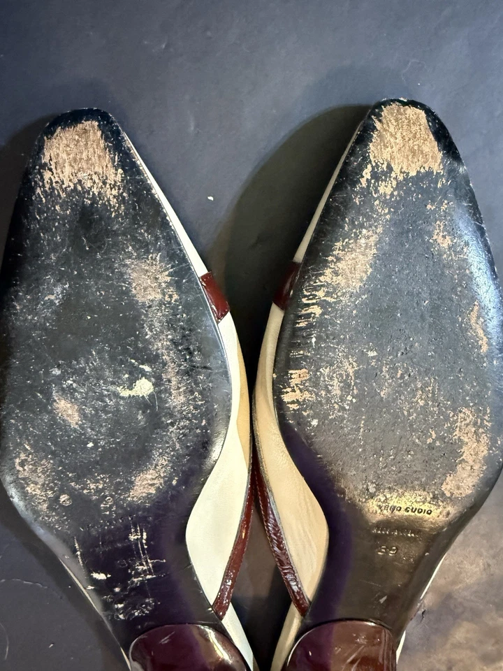 Miu Miu Vintage Clásico Minimalista Diseñador Dinero Antiguo Lujo Cuero Mula 39 Foto 3 de 4