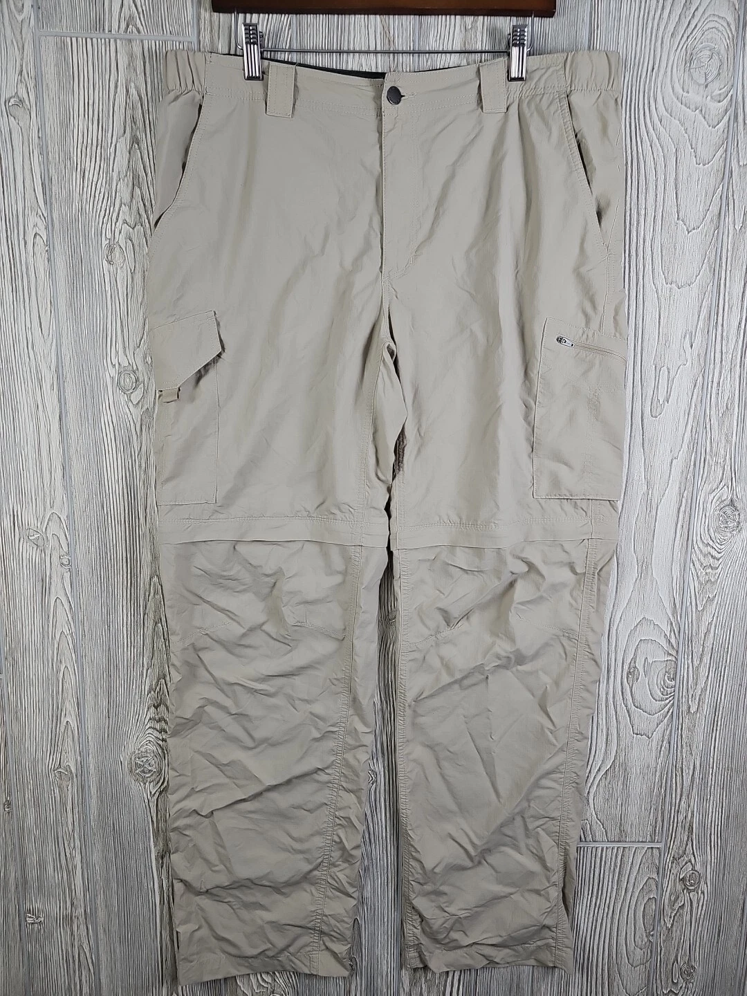 Columbia Cargo Pants Men's 38x33* Beige Convertible Hiking Trail Nylon Outdoors