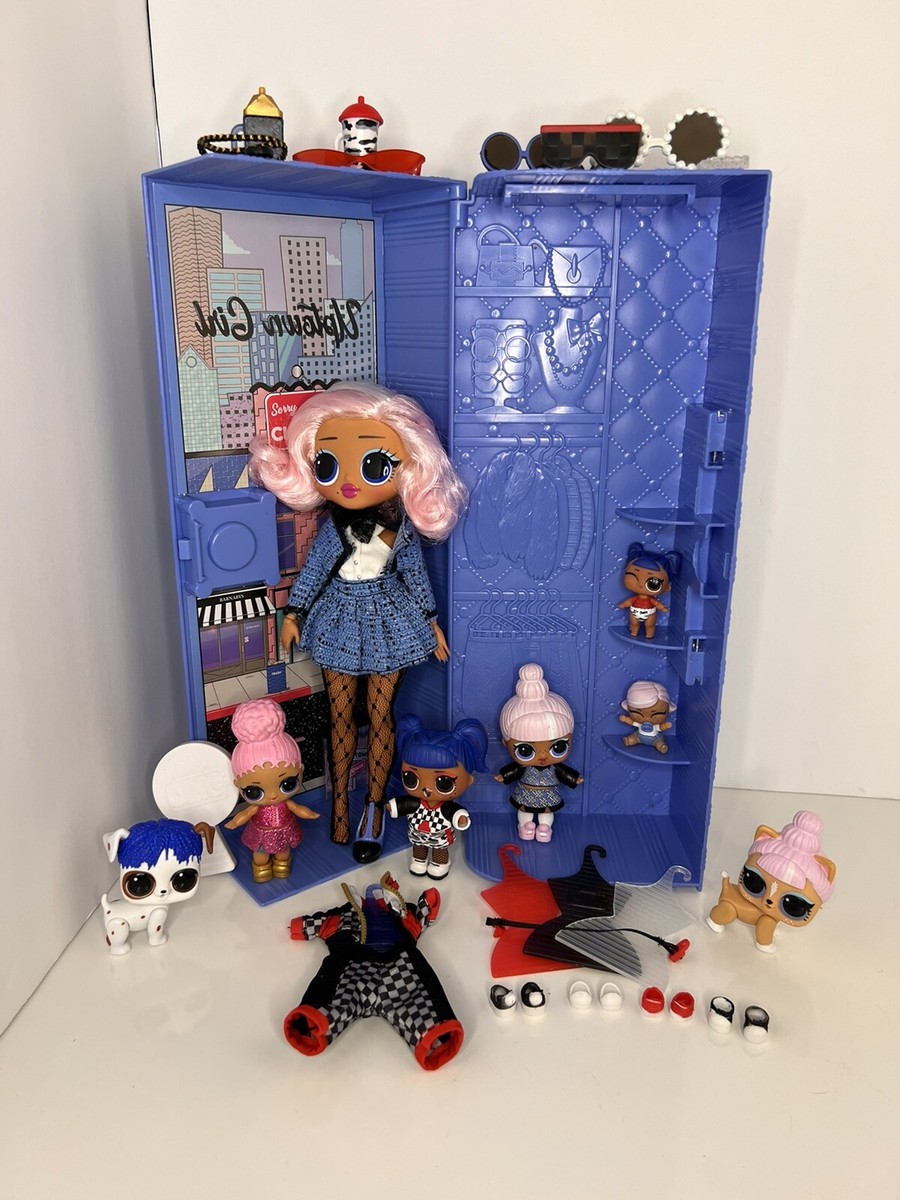 LOL Surprise Lot Uptown Case, 6 Dolls, 2 Pets, & Accessories