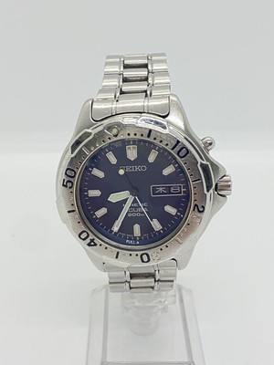 Seiko Kinetic Scuba 200M Diver 5M43-0C30 Dolphin Engraved Used 