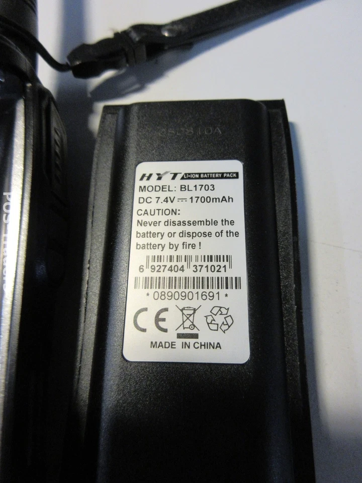 HYT TC-700 TC700 TC-700V VHF 136-174Mhz 16Ch 5W Two Way Radio Walkie Talkie - Bild 4 von 4