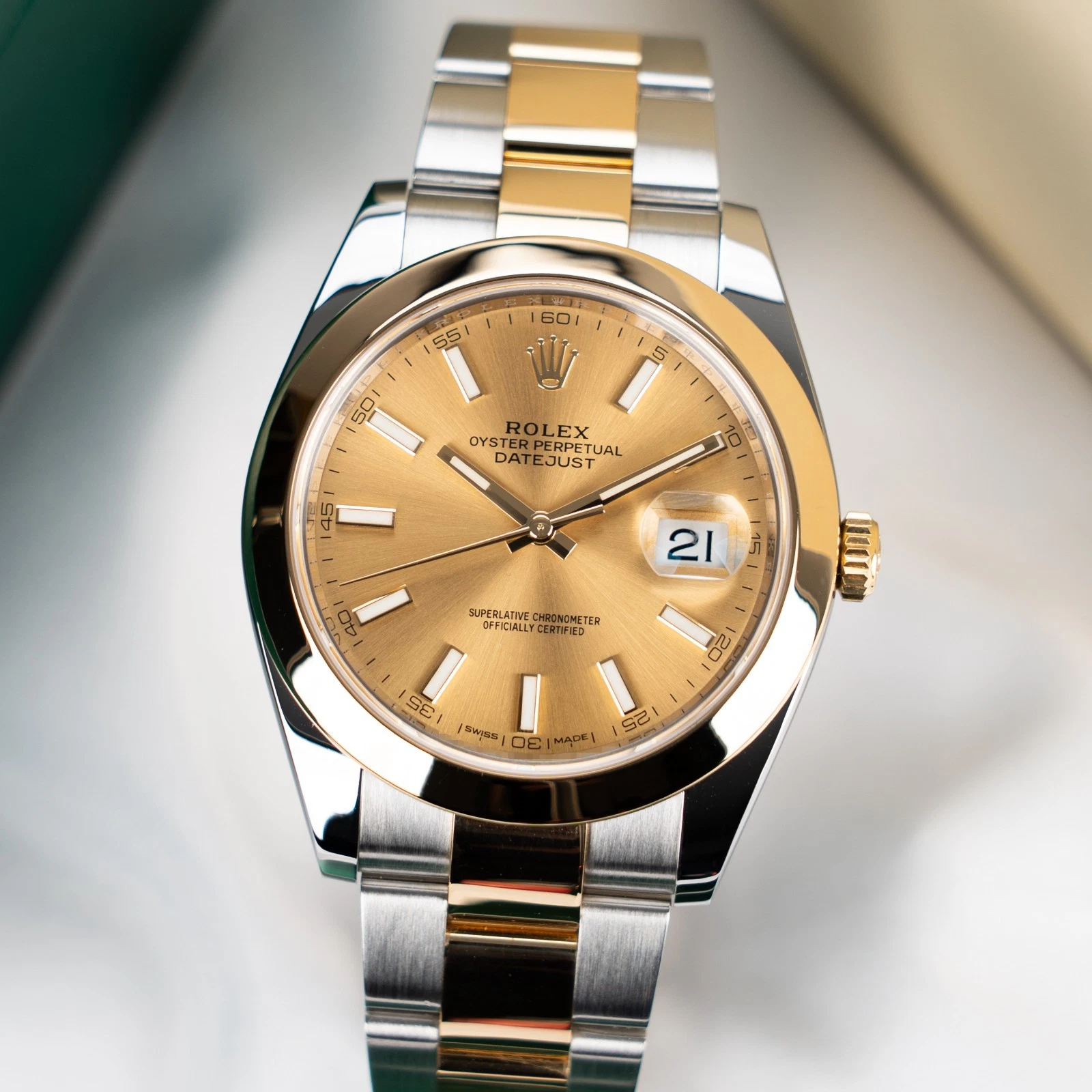 Rolex Datejust 41 Ref. 126303 – Stahl und Gelbgold Herrenuhr – Full Set mit Rechnung