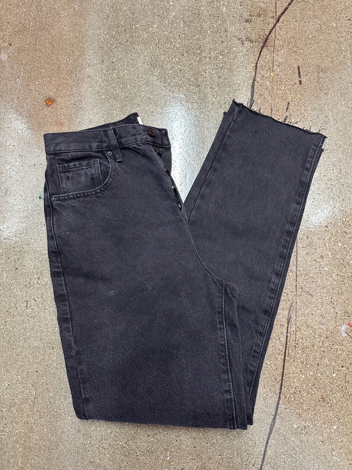PacSun Black Dad Jeans – Size 28 – Straight Leg – Button Fly – Raw Hem