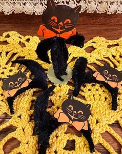 4 Vintage Halloween Black Cat Diecut & Chenille Table Decorations, 1 Standing