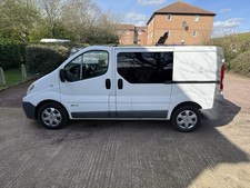 Renault Traffic White Camper Van Motorhome