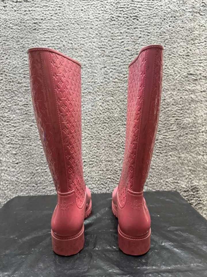Botas de lluvia Lous Vuitton Drops planas de goma rosa intenso para mujer talla 40 EU Foto 3 de 4