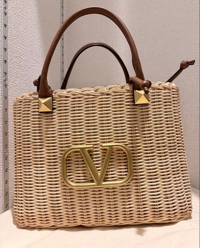 Valentino Garavani Rattan Basket Bag V Logo Beige Rattan Handbag Authentic