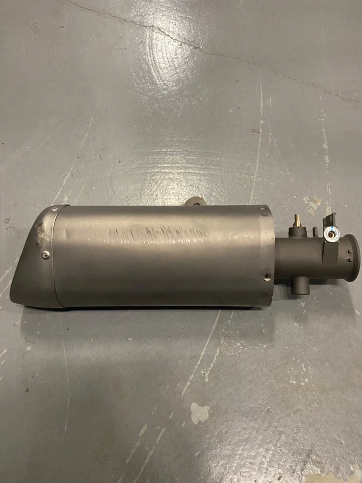 OEM Yamaha YZF-R6 Exhaust Muffler Slip-On Silencer Pipe 2008–2009 13S4 Factory O - Image 4 of 4