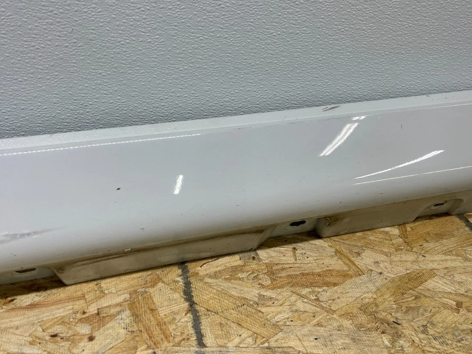 2010-2017 BMW F07 535i GT Right Passenger Side Rocker Panel Side Skirt White OEM - Image 4 of 4