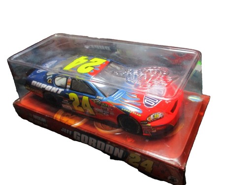 Jeff Gordon 1/24 1997 Chrome Premier - Action Platinum Series - NEUF