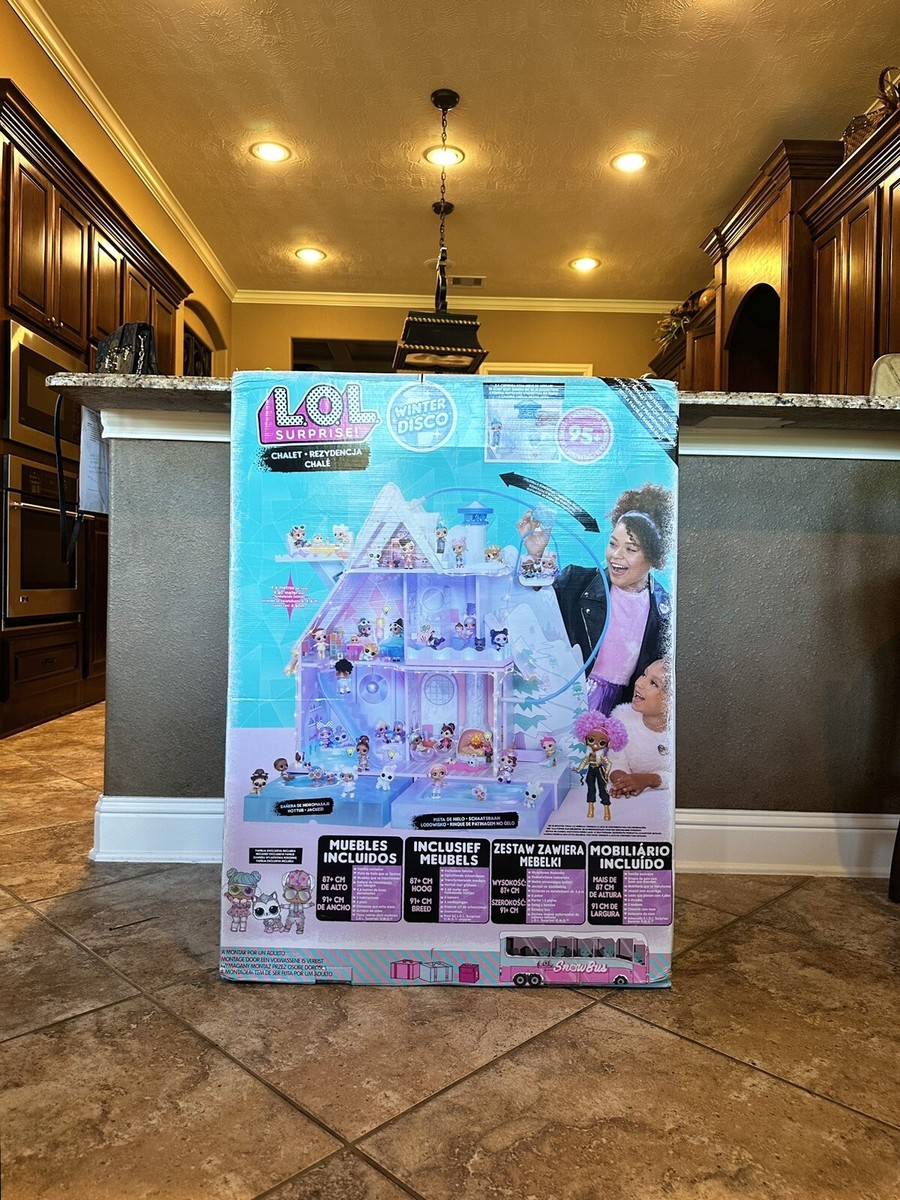 Surprise! 562207E7C Winter Disco Chalet Wooden Doll House