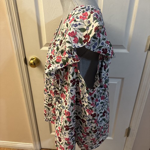 Ladies Old Navy Top size XXL White Floral - Picture 3 of 5