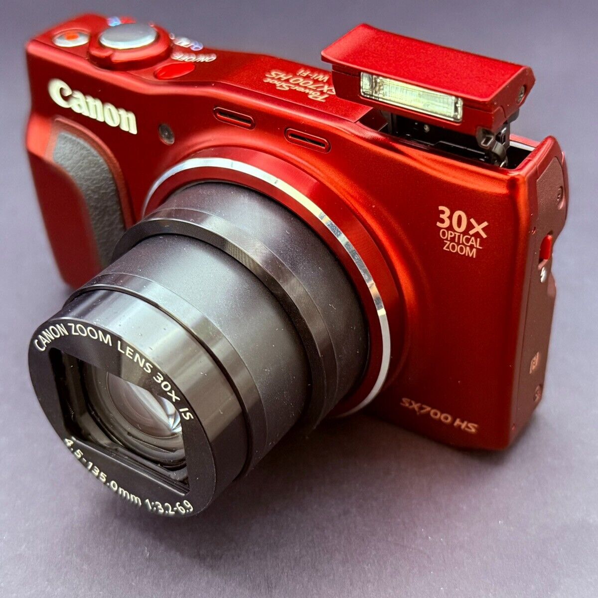 Canon PowerShot SX700 HS RED Compact Digital Camera From Canon PowerShot SX700 HS RED Compact Digital Camera From