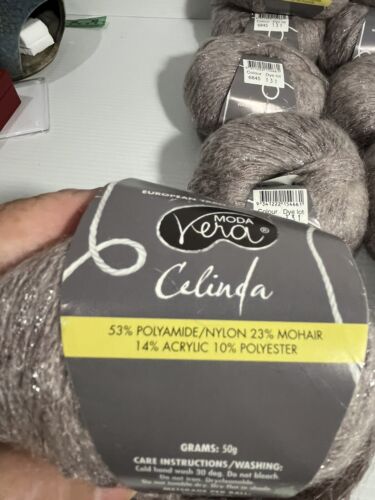 Moda Vera Celinda Yarn 10 x Balls 50g Fuzzy Mohair Blend Fawn Silver Metallic - Picture 4 of 5