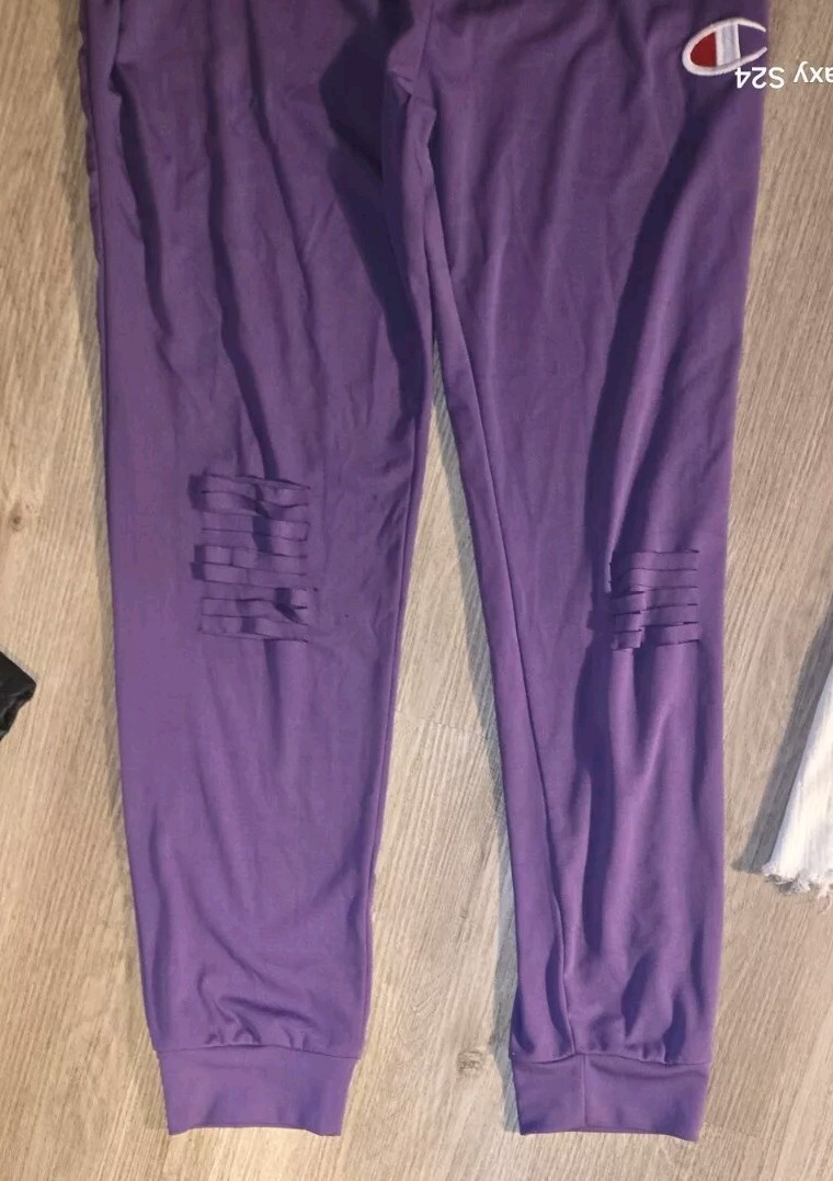 Picture 2 of 11