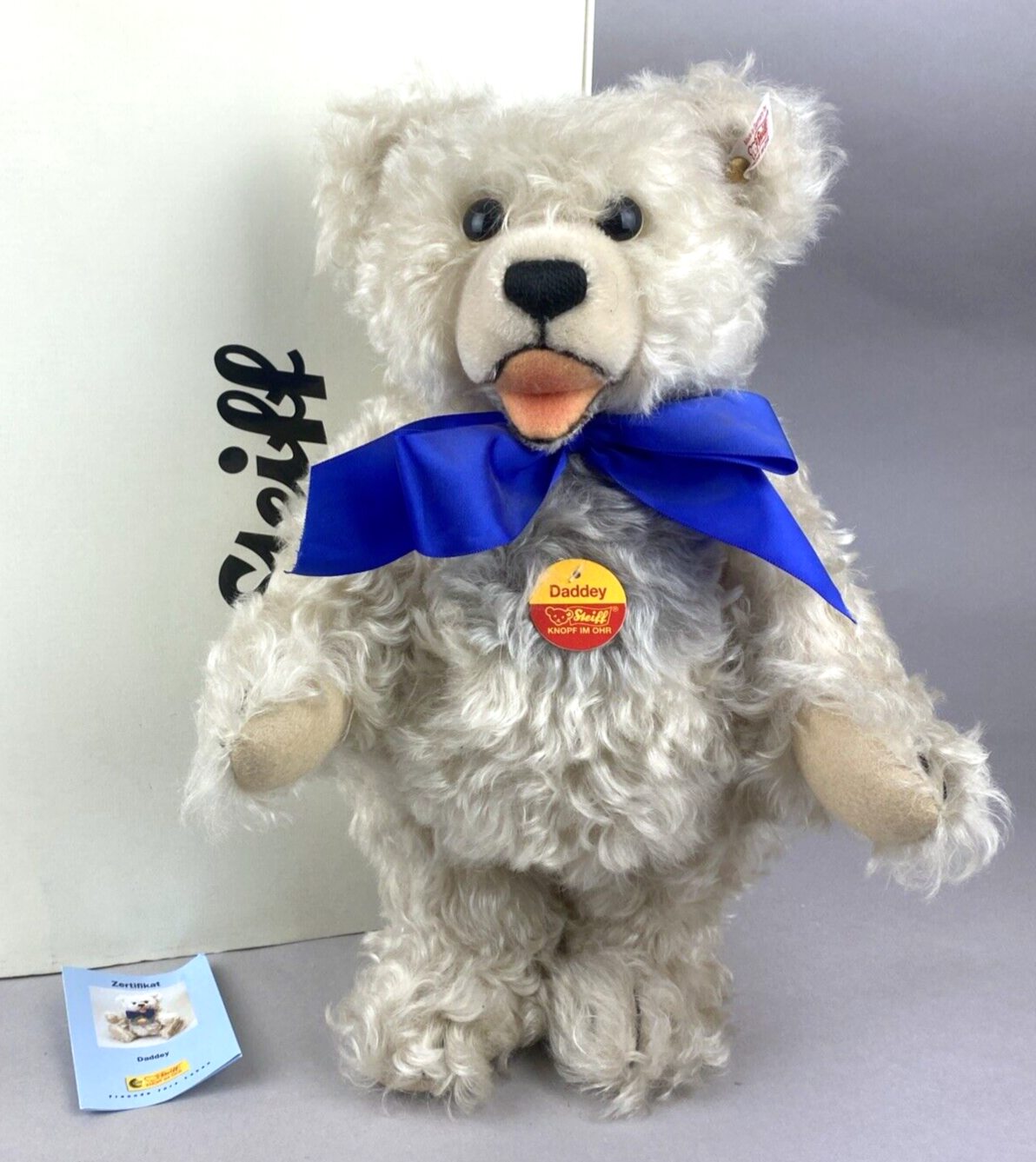 Steiff ""Daddey"" - 7th Giengen Festival Bear  - 2003 - Silver, 35cm - EAN:655685