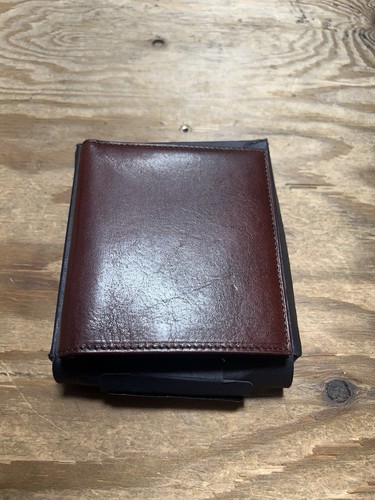 Bosca Old Leather Collection Dark Brown Continental ID Bi-fold Wallet NWT