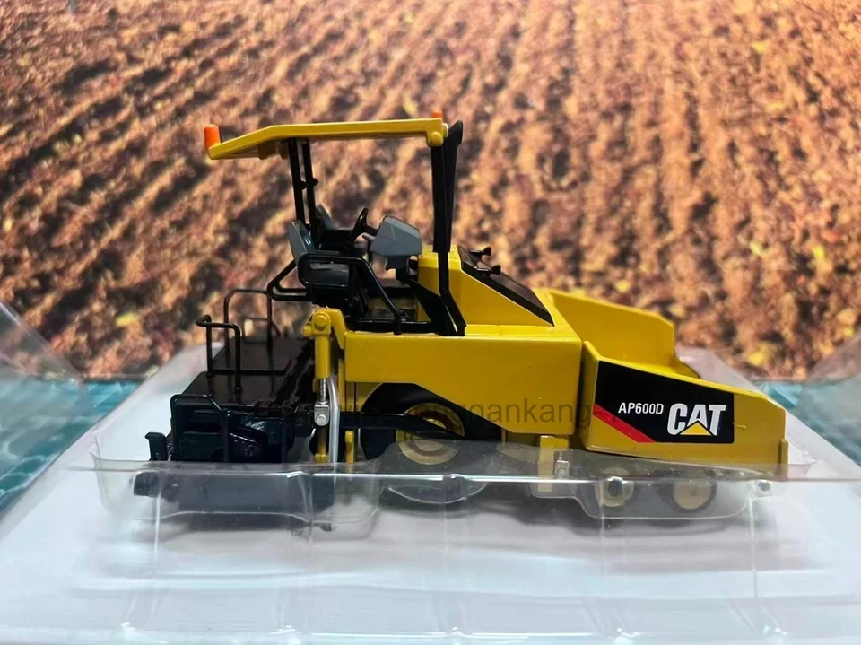 1:50 Norscot Caterpillar Cat AP600D Asfalto Paver Scala DieCast Modello 55259 - Immagine 2 di 4
