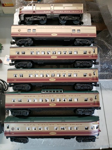 O-27 K Line Napa Valley Wine Train Passenger Set and Dummy Locomotive