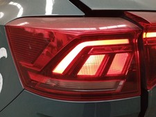 RÜCKLEUCHTE AUßEN LINKS / 2680736 FÜR VOLKSWAGEN T-ROC A11, D11 1.5 TSI