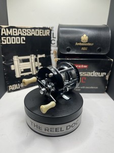 MOULINET D'APPÂT DE pêche Abu Garcia 17 Ambassador 5501CS fusée