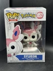 Funko Pop Games Pokemon Sylveon #857 W/Protector