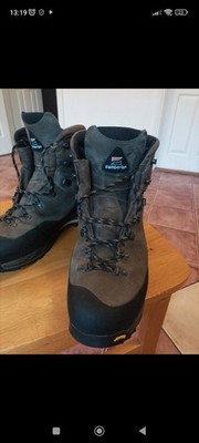 ZAMBERLAN GUIDE GTX RRMens Hiking Boots Uk10