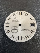 Vintage DOXA Synchron SUB 300T Searambler US Divers Silver Sunburst Dial