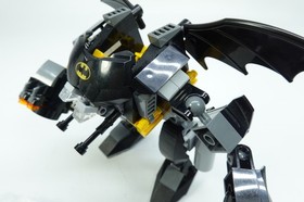 Lego Batman Bat-Mech Set 76026 Gorilla Grodd Goes Bananas Mech Suit