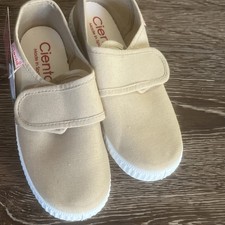 Cienta Beige Canvas Hook  Loop Slip-On Unisex Kids Casual Shoes Size 8