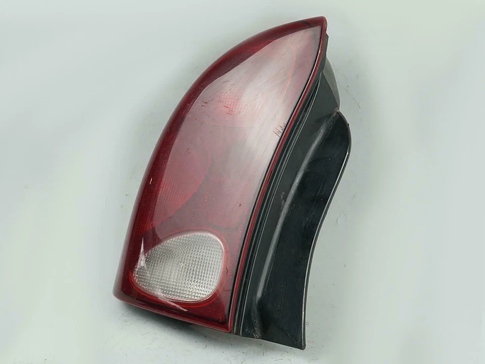 2001 Daewoo Lanos Sdn задний фонарь стоп-сигнал лампа четверть панели смонтирован слева Lh - Изображение 3 из 4