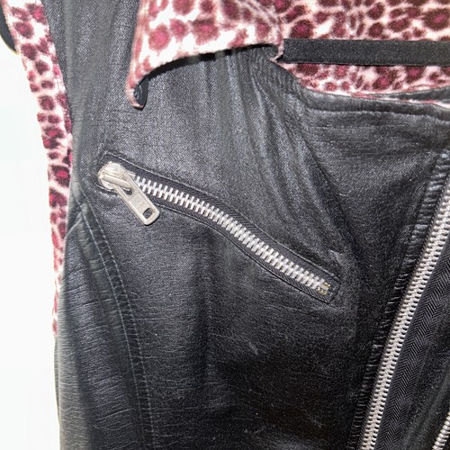 LIP SERVICE. VEST:Vintage . Men. Women. Moto.Glam. Rock. Black And Pink Leopard. - Picture 4 of 11
