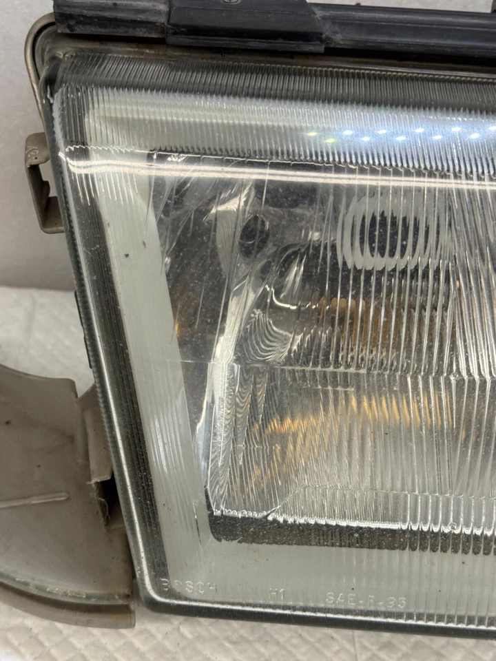 Faro lateral derecho halógeno Mercedes-Benz C230 1999 0 302 475 002 OEM (O-34) Foto 2 de 4