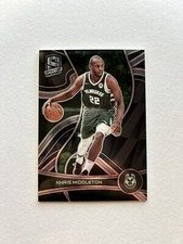 2021-22 Panini Spectra #38 Khris Middleton Milwaukee Bucks Insert Base Card