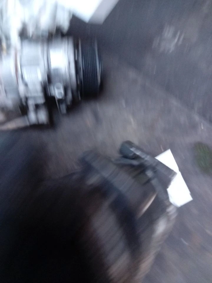 Used A/C Compressor fits: 2000 Jaguar Xj8 Grade A - Image 4 of 4